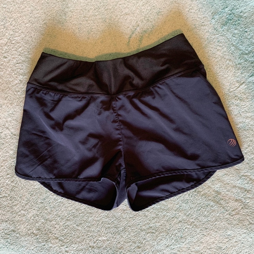 Running shorts